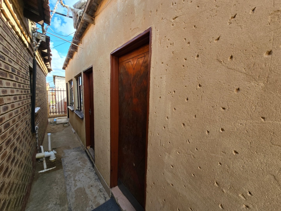 3 Bedroom Property for Sale in Bohlokong Free State